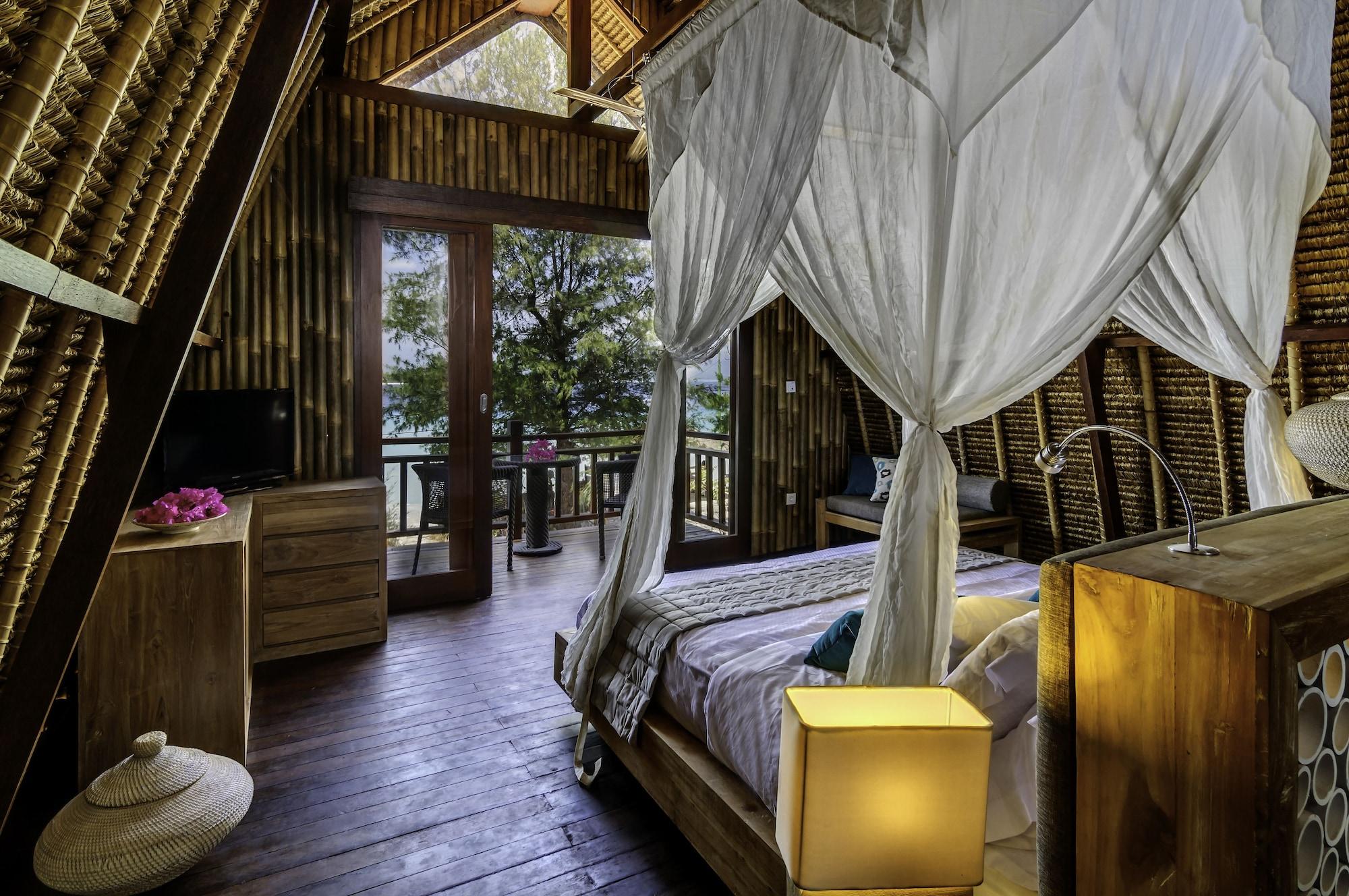 Karma Reef Hotel Gili Trawangan Exterior photo