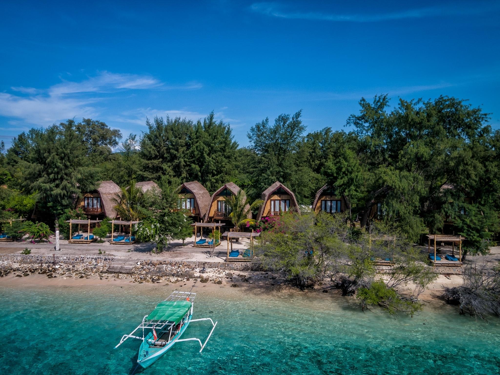 Karma Reef Hotel Gili Trawangan Exterior photo